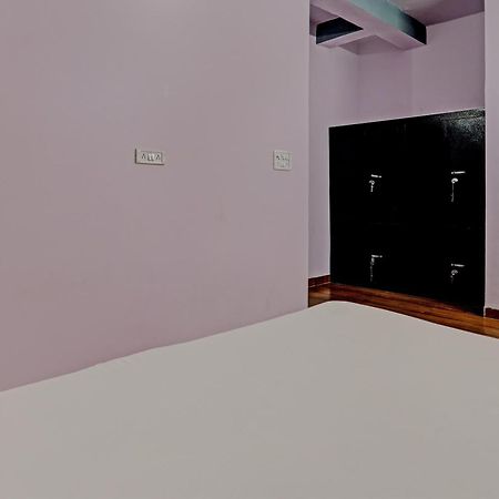 Oyo Hotel Crown Лакнау Екстериор снимка